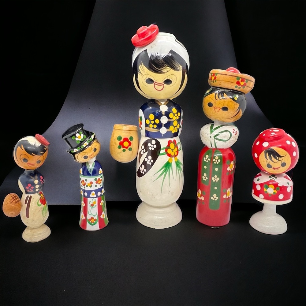 Vintage Korean & Japanese Kokeshi Bobble Head Dolls